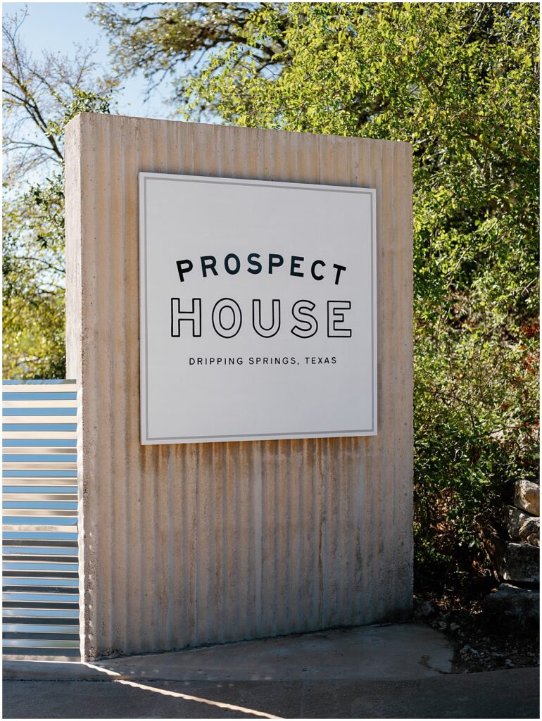 Prospect House wedding venue main entrance and sign. 